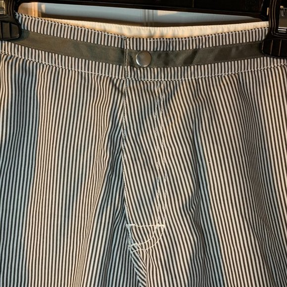 Twice Men's Y2K Reversible Shorts Size 28 NEW Gray Stripes Polka Dots 11" Inseam - Picture 5 of 10